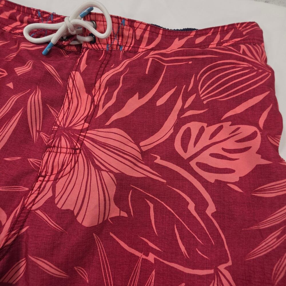Tommy Bahama Men’s XL 9”Red Floral Hawaiian Print Swim Trunks Swim Shorts